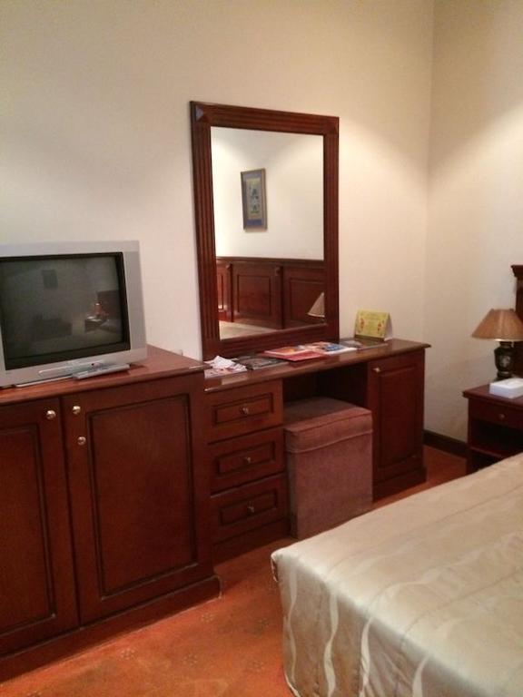 City Center Hotel Manama Bilik gambar