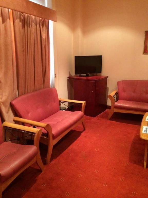 City Center Hotel Manama Bilik gambar