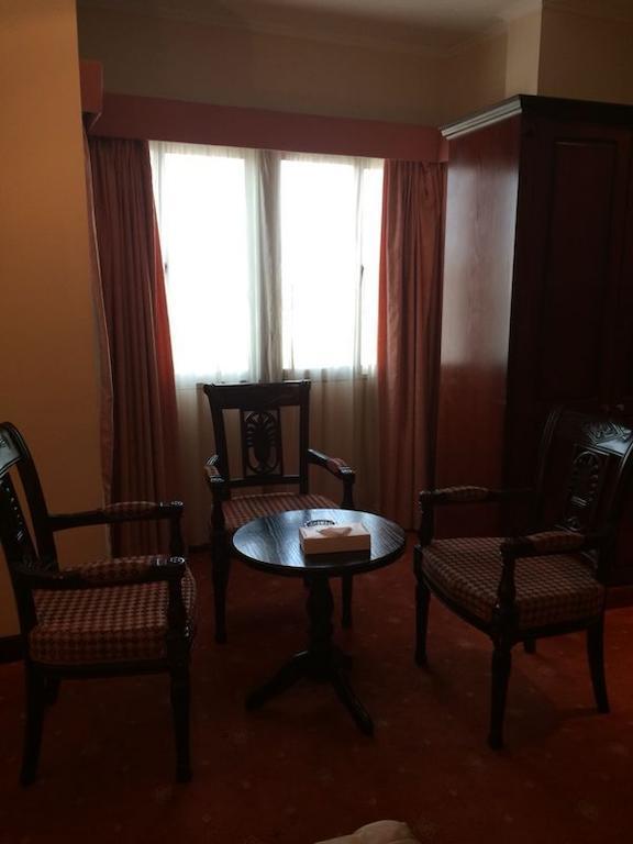 City Center Hotel Manama Bilik gambar